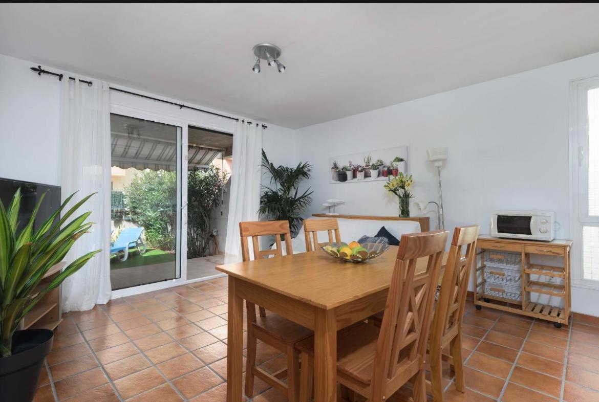 El Medano Balancon Apartment, Pool And Terrace מראה חיצוני תמונה